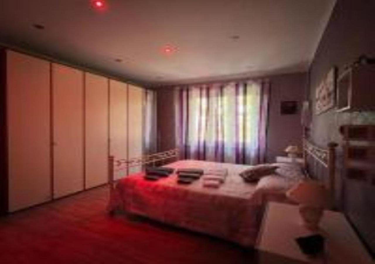 Casa Vacanza Glicine 베나리아 리알레 외부 사진